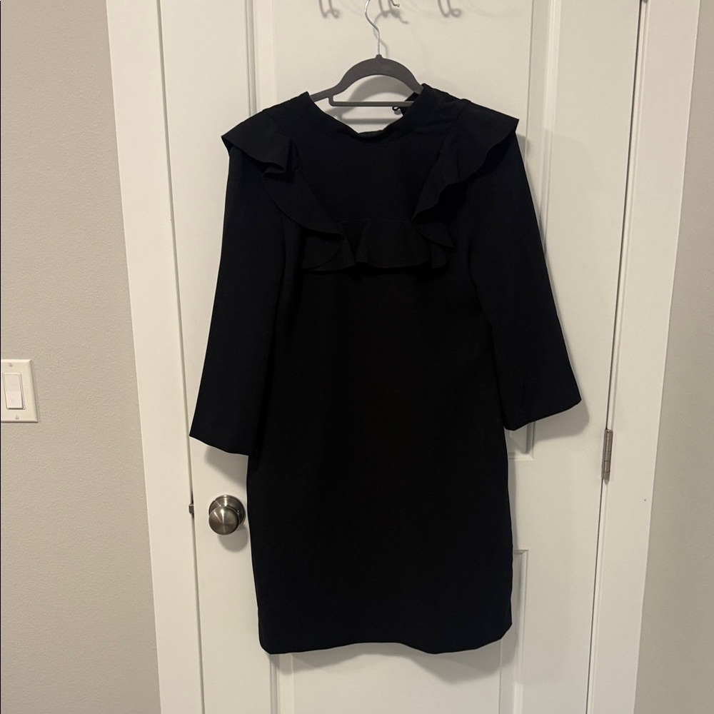 Elegant Black Ruffle Dress banana republic size 10 new with tags
